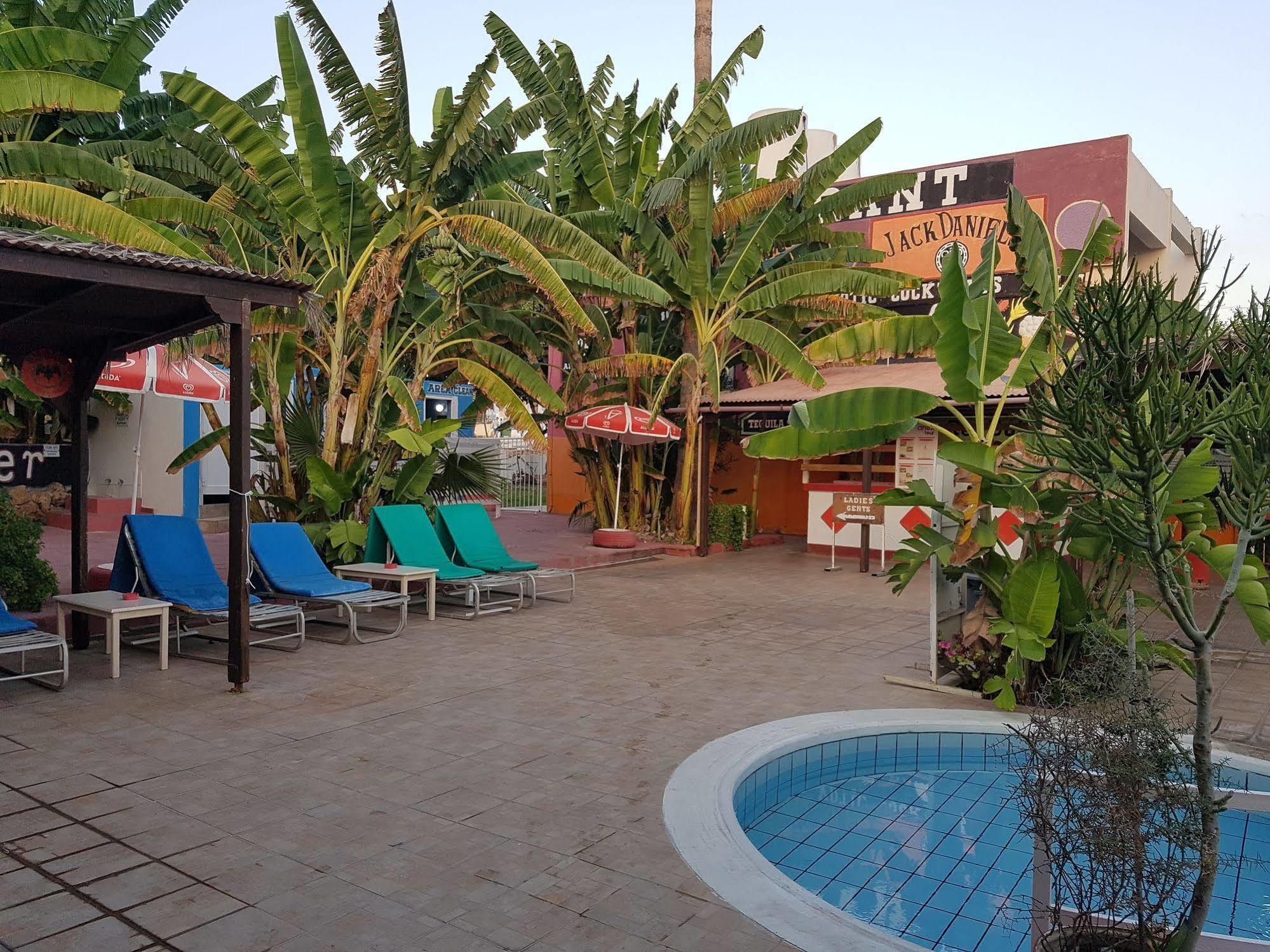 Kkaras Hotel 3 Star Ajía Nápa Eksteriør bilde