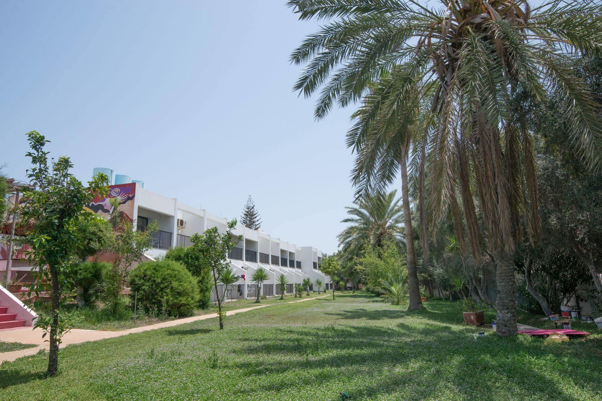 Kkaras Hotel 3 Star Ajía Nápa Eksteriør bilde