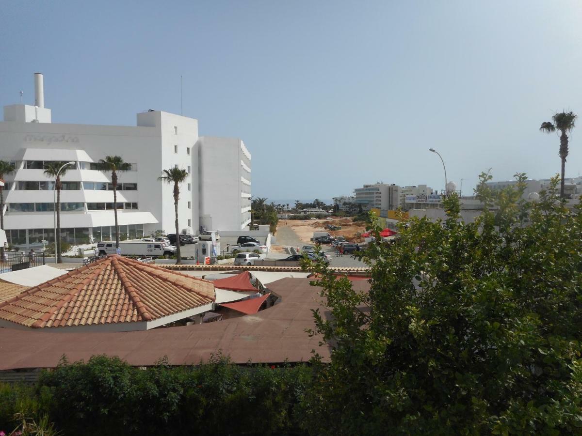 Kkaras Hotel 3 Star Ajía Nápa Eksteriør bilde