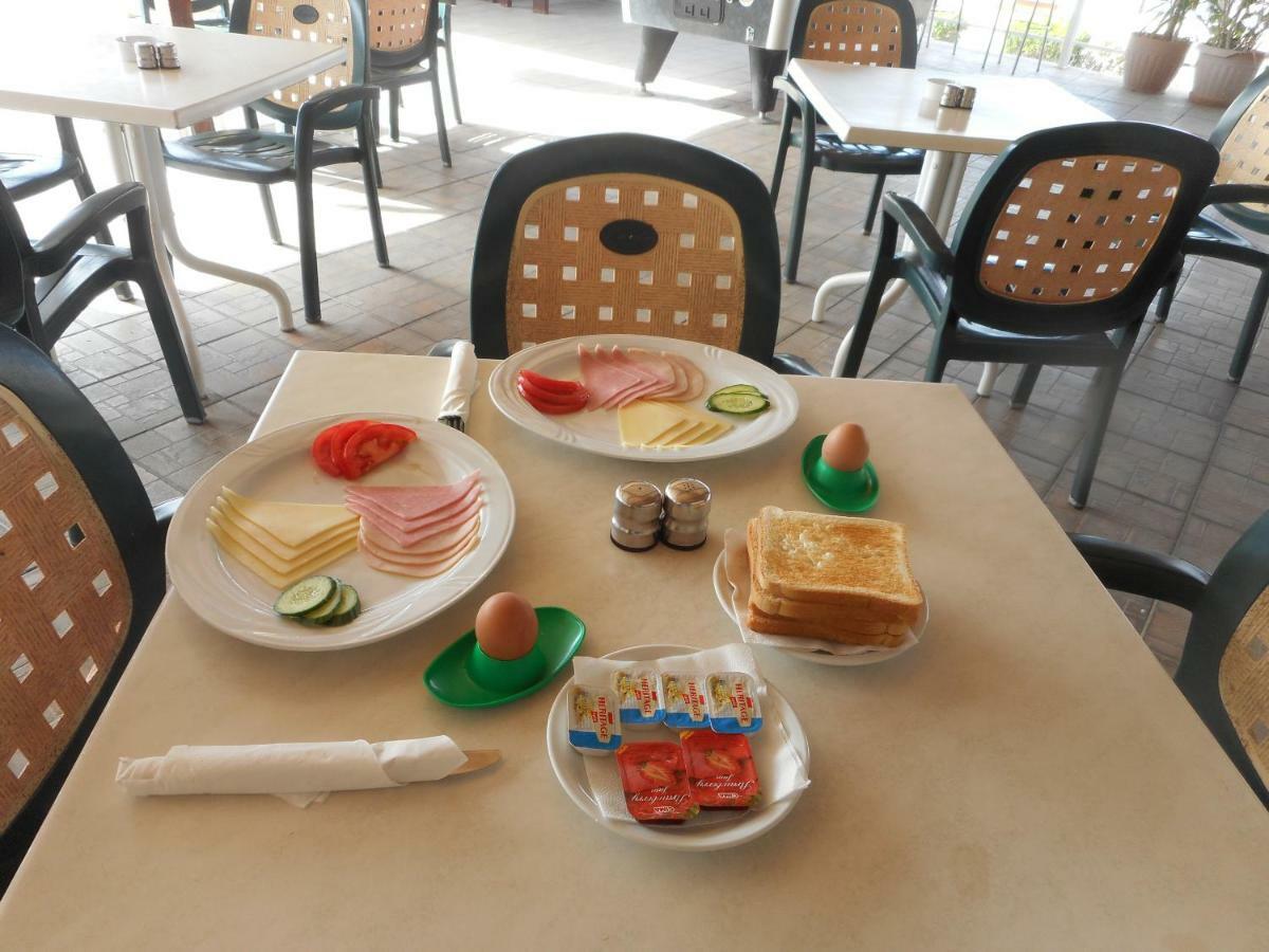 Kkaras Hotel 3 Star Ajía Nápa Eksteriør bilde