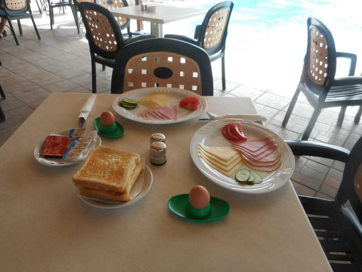 Kkaras Hotel 3 Star Ajía Nápa Eksteriør bilde